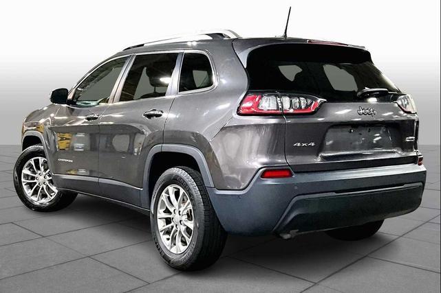 Photo of 2019 Granite Crystal Metallic Clearcoat Jeep Cherokee