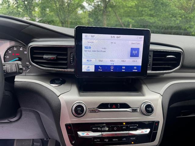 Photo of 2022 Agate Black Metallic Ford Explorer