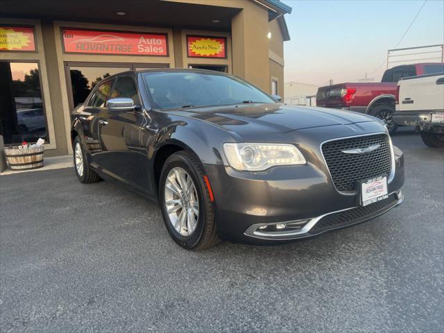 2016 Chrysler 300