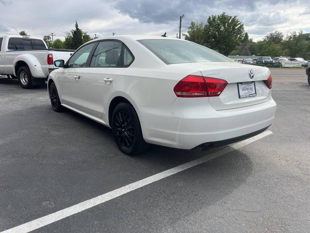 Photo of 2014 White Volkswagen Passat