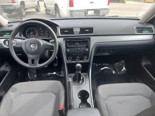 Photo of 2014 White Volkswagen Passat