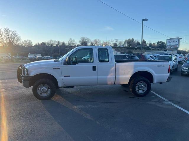 Photo of 2007 White Ford F-250