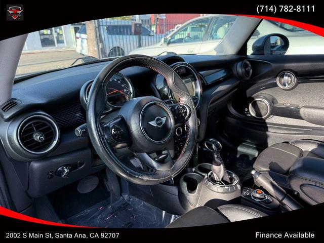 Photo of 2014 Gray MINI Hardtop