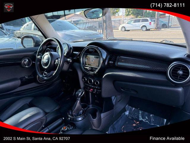 Photo of 2014 Gray MINI Hardtop