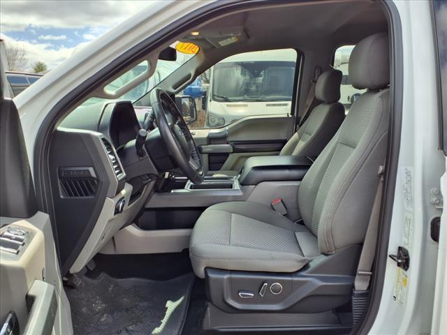 Photo of 2017 Oxford White Ford F-150