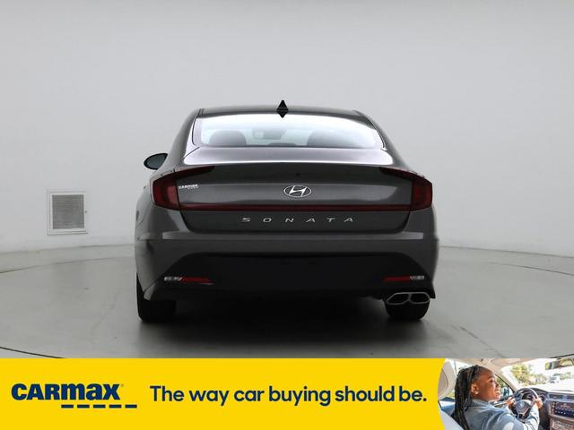 Photo of 2022 Gray Hyundai SONATA