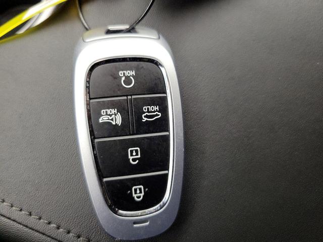 Photo of 2022 Gray Hyundai SONATA