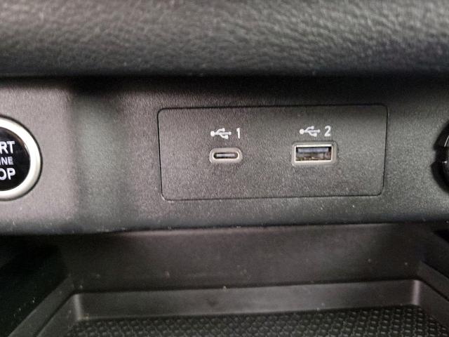 Photo of 2023 White Nissan Rogue