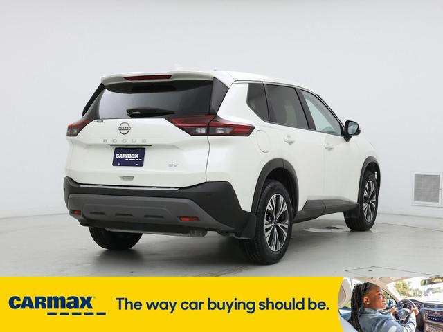 Photo of 2023 White Nissan Rogue