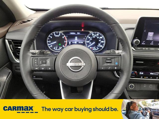 Photo of 2022 Blue Nissan Rogue
