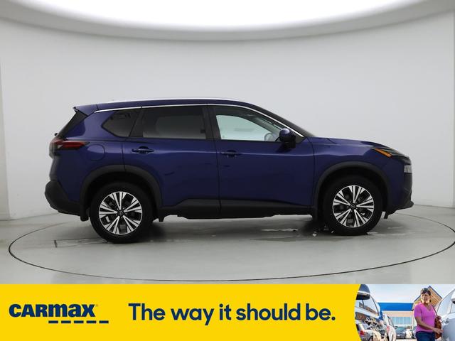Photo of 2022 Blue Nissan Rogue