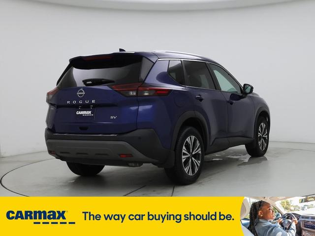 Photo of 2022 Blue Nissan Rogue