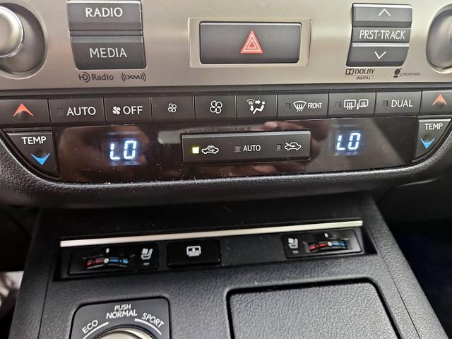 Photo of 2013 Silver Lexus ES 300h
