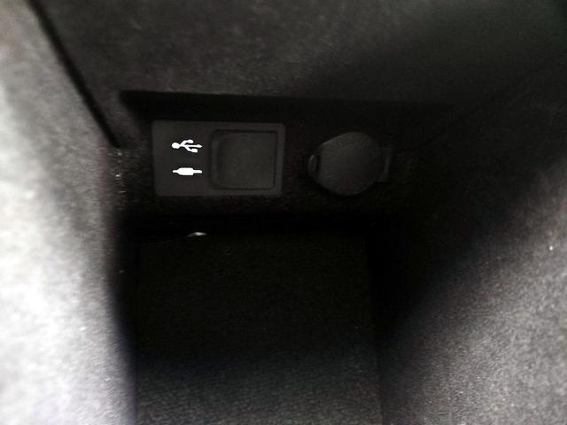 Photo of 2013 Silver Lexus ES 300h