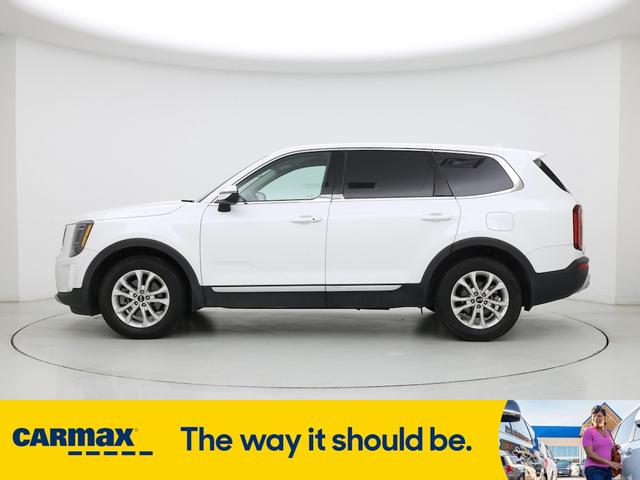 Photo of 2020 White Kia Telluride