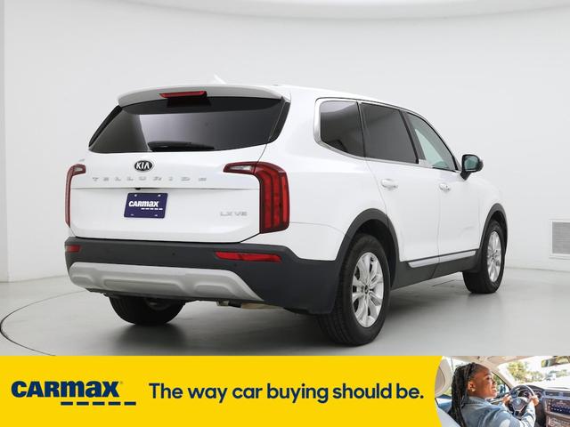 Photo of 2020 White Kia Telluride