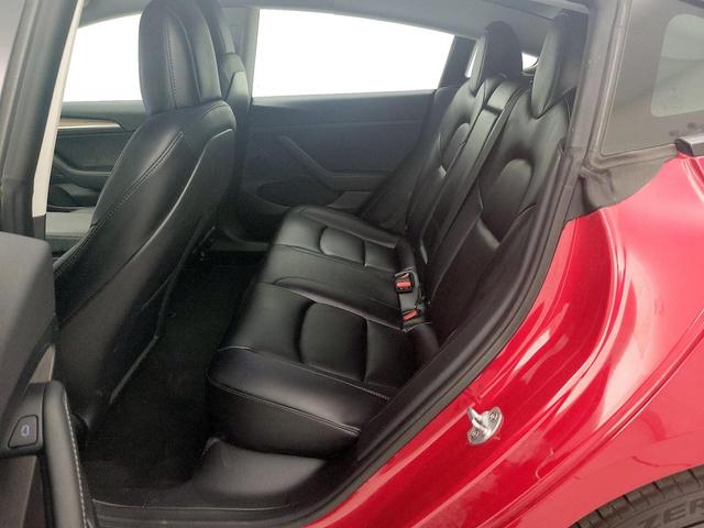 Photo of 2022 Red Tesla Model 3