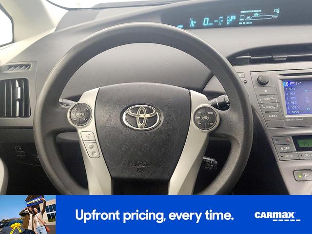 Photo of 2014 Gray Toyota Prius