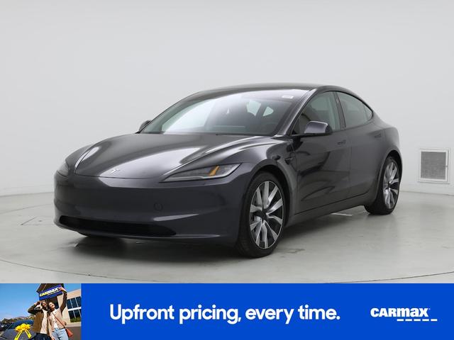 Photo of 2024 Gray Tesla Model 3