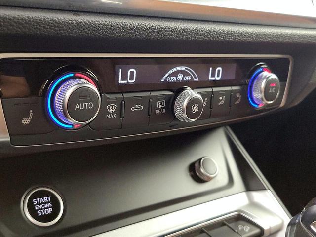 Photo of 2021 White Audi Q3