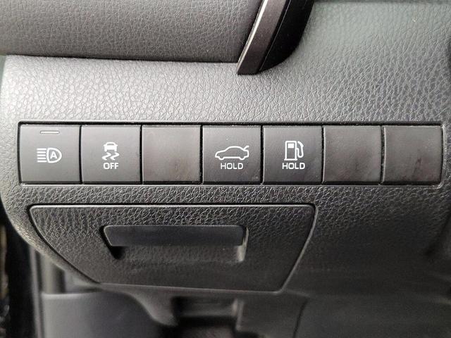 Photo of 2022 Black Toyota Camry