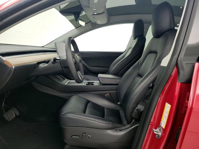 Photo of 2022 Red Tesla Model Y