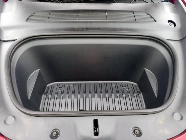Photo of 2022 Red Tesla Model Y