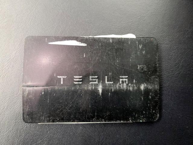Photo of 2022 Red Tesla Model Y