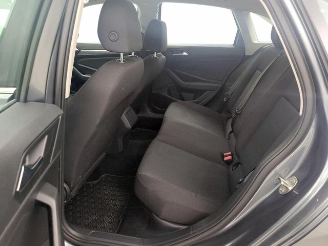Photo of 2019 Gray Volkswagen Jetta