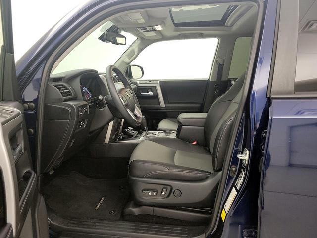 Photo of 2022 Blue Toyota 4Runner