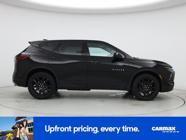 Photo of 2023 Black Chevrolet Blazer