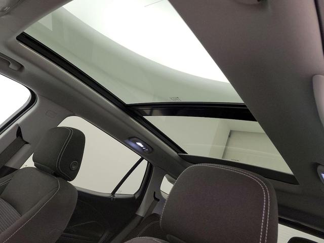 Photo of 2022 White GMC Terrain