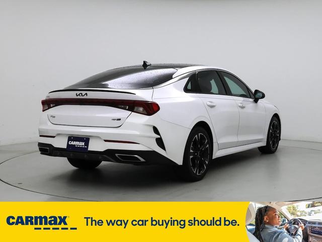 Photo of 2022 White Kia K5