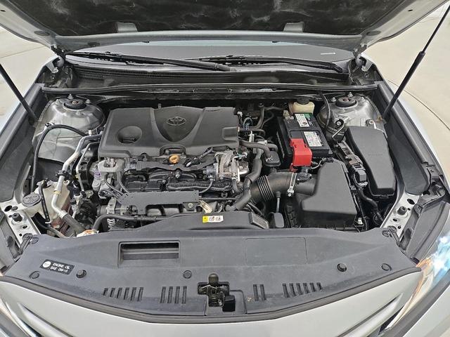 Photo of 2018 Silver Toyota Camry