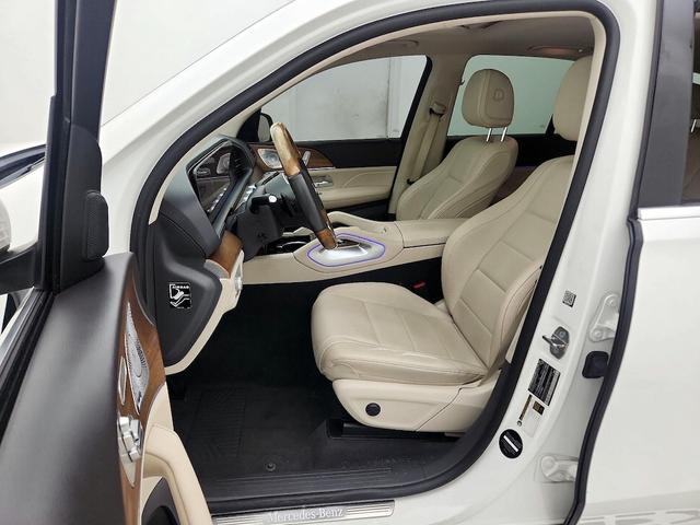 Photo of 2020 White Mercedes-Benz GLE 350
