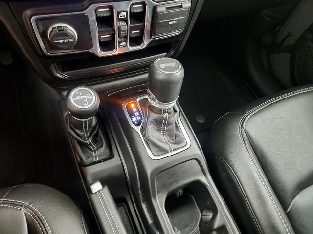 Photo of 2022 Gray Jeep Wrangler Unlimited 4xe