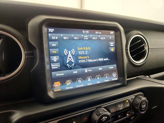 Photo of 2022 Gray Jeep Wrangler Unlimited 4xe