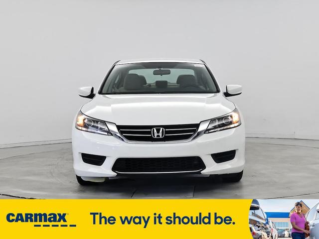 Photo of 2013 White Honda Accord