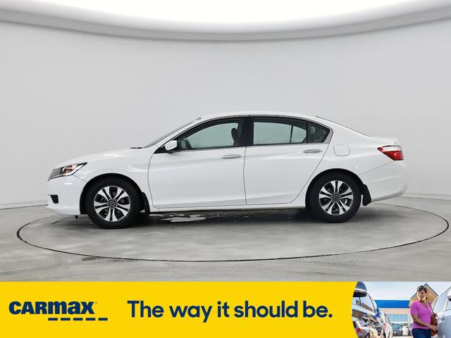 Photo of 2013 White Honda Accord
