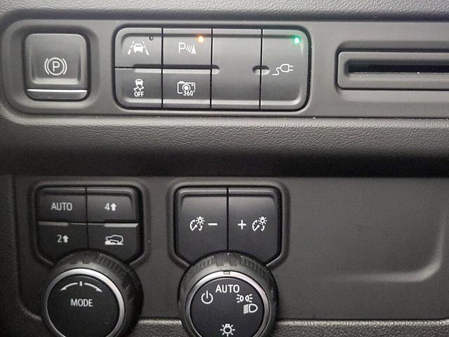 Photo of 2022 Black Chevrolet Tahoe