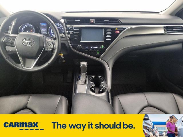 Photo of 2018 White Toyota Camry
