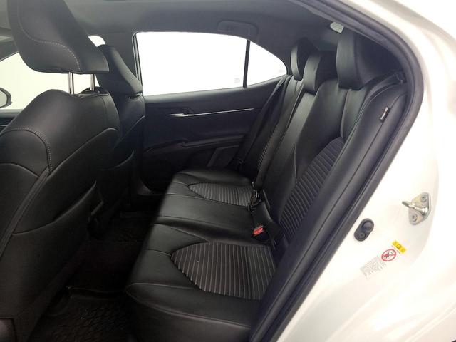 Photo of 2018 White Toyota Camry
