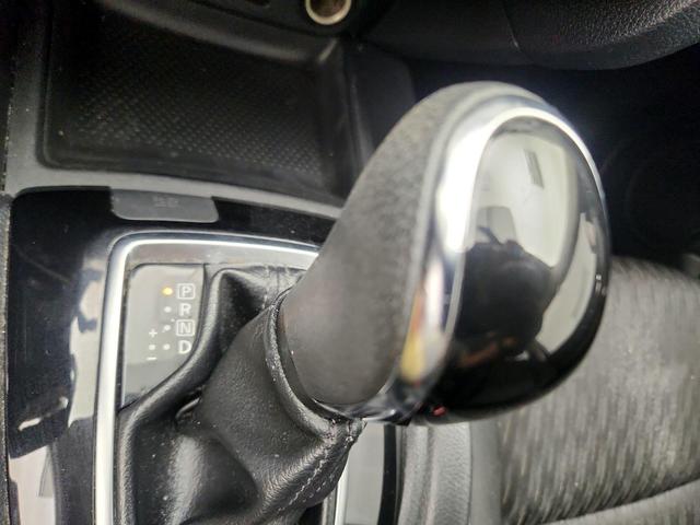 Photo of 2018 White Nissan Rogue