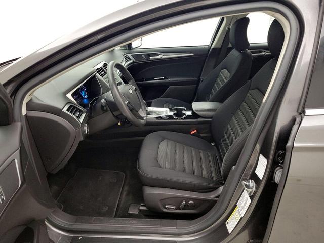 Photo of 2016 Gray Ford Fusion