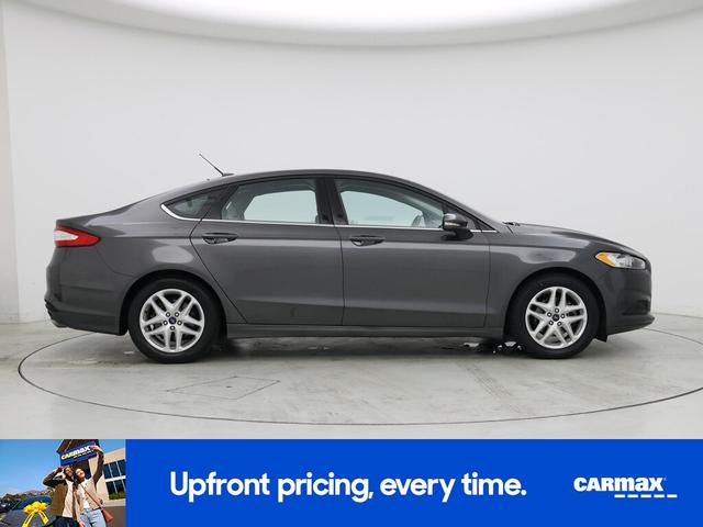 Photo of 2016 Gray Ford Fusion