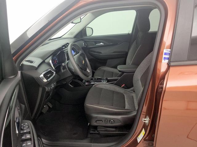 Photo of 2021 Orange Chevrolet Trailblazer