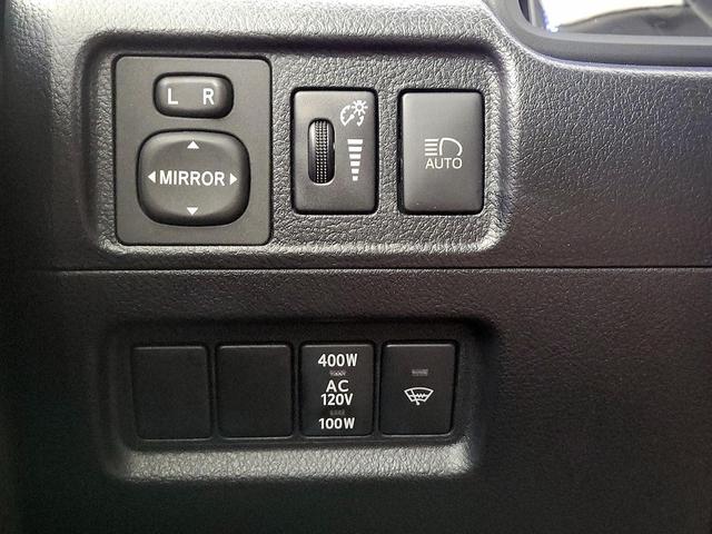 Photo of 2022 Silver Toyota 4Runner
