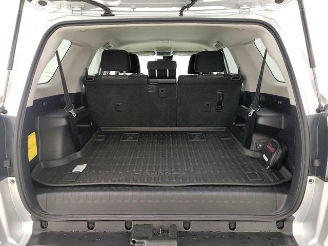 Photo of 2022 Silver Toyota 4Runner