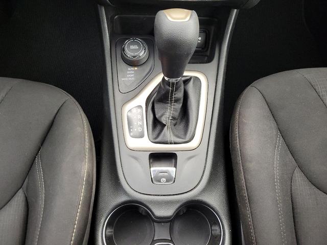 Photo of 2015 Black Jeep Cherokee