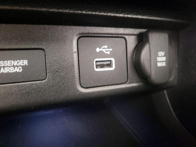 Photo of 2023 White Acura Integra